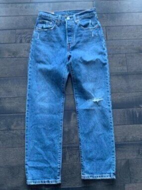 Levi's Straight Leg Jeans